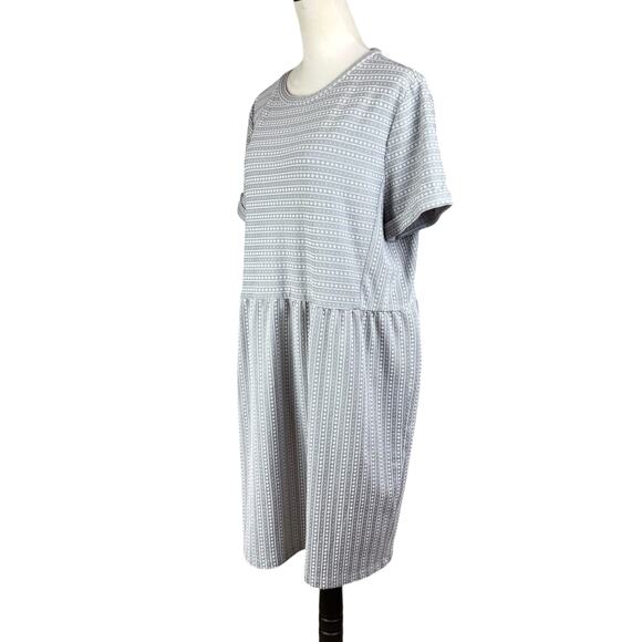 LOFT Plus Gray & White Jacquard Pattern Stretch Knit Button Back Babydoll Dress - Picture 7 of 13